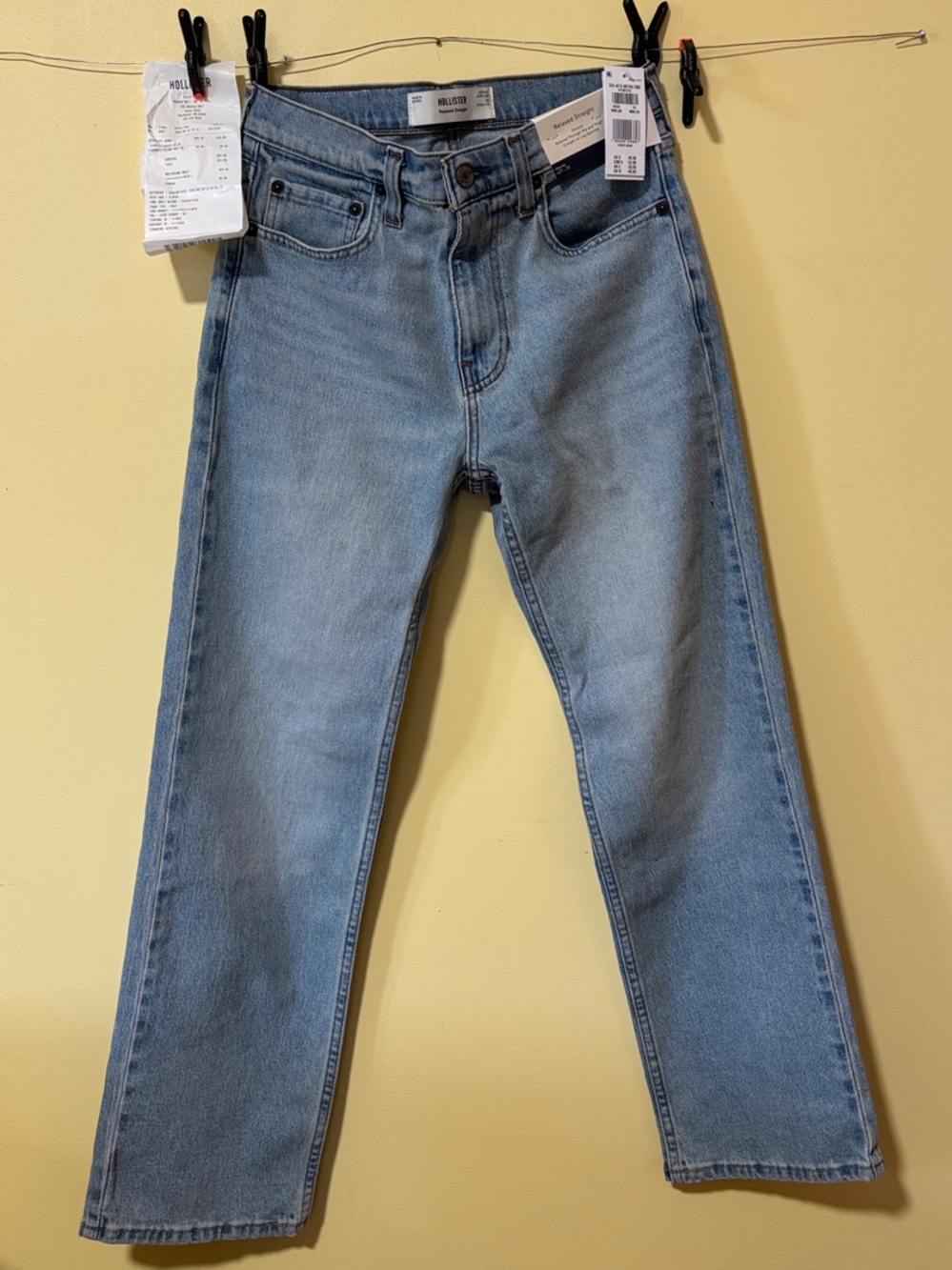 Hollister Men's Slim Straight Jeans in Light Blue Wash